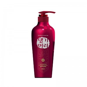 Шампунь увлажняющий для сухих и нормальных волос Daeng Gi Meo Ri Shampoo For Normal To Dry Scalp 500 ml